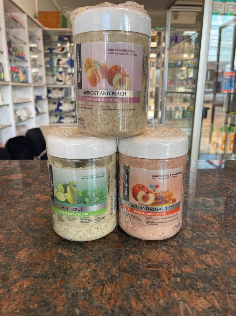 Bio Glow Face & Body Scrub 700g